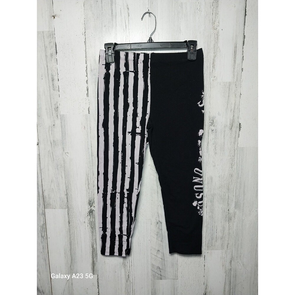 Kreepsville Women's Medium Steange And Unusual Striped Capri Leggings